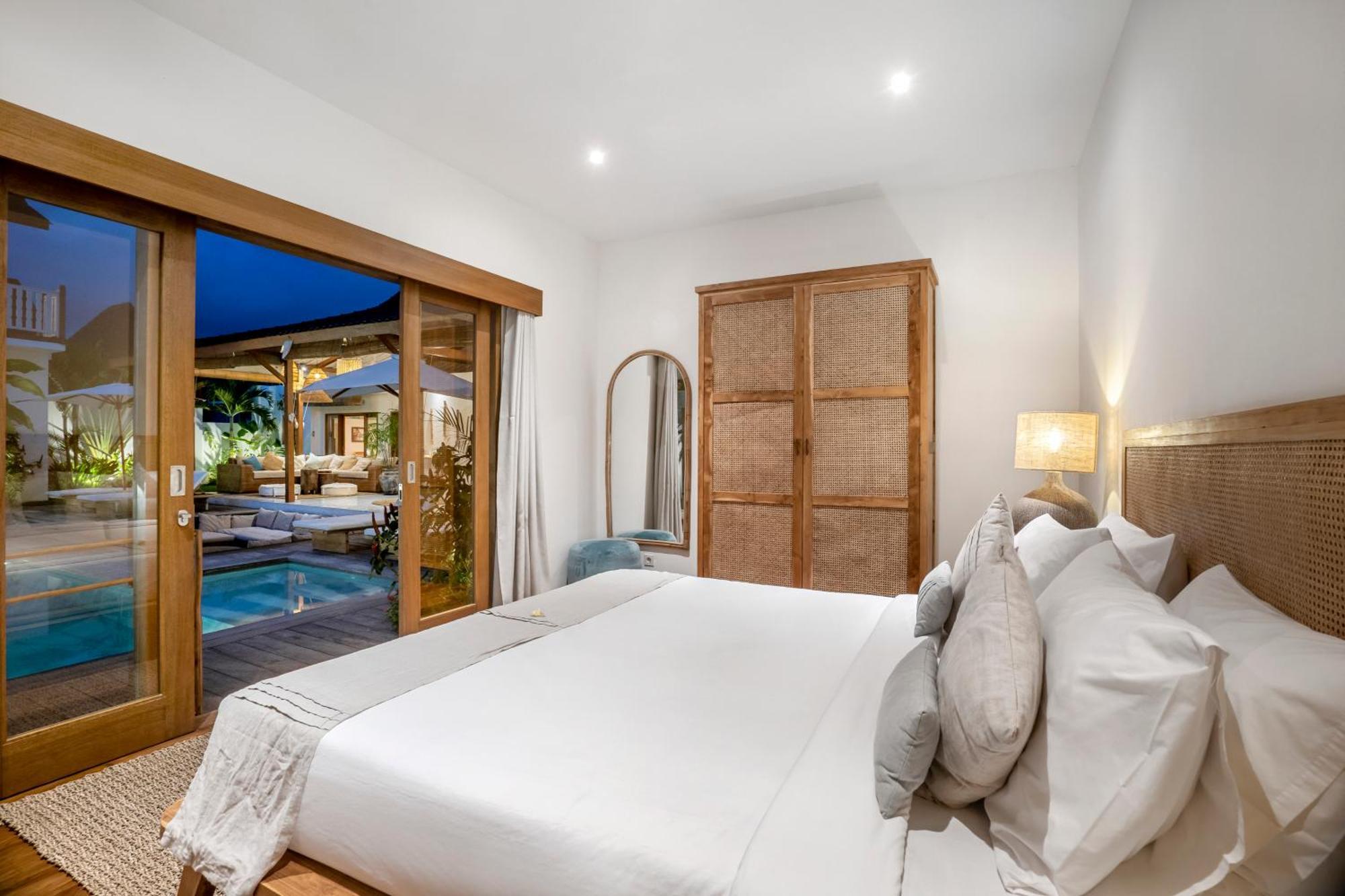 Villa Loma By Alfred In Bali Семиняк Екстериор снимка