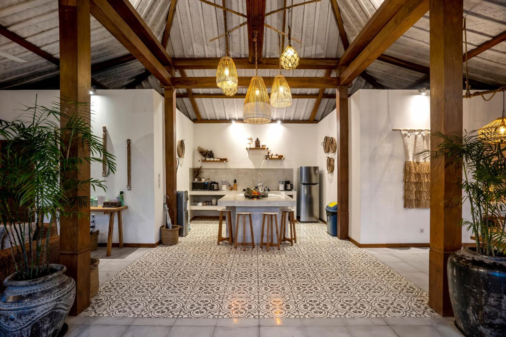 Villa Loma By Alfred In Bali Семиняк Екстериор снимка