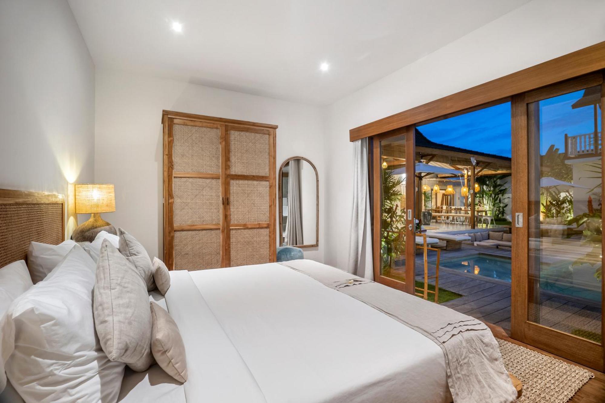 Villa Loma By Alfred In Bali Семиняк Екстериор снимка